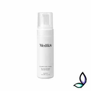 Безолійна пінка з АНА/ВНА для очищення проблемної шкіри Medik8 Clarifying Foam