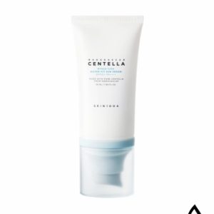 Зволожувальний сонцезахисний крем SKIN1004 Madagascar Centella Hyalu-Cica Water-Fit Sun Serum SPF50+ PA++++